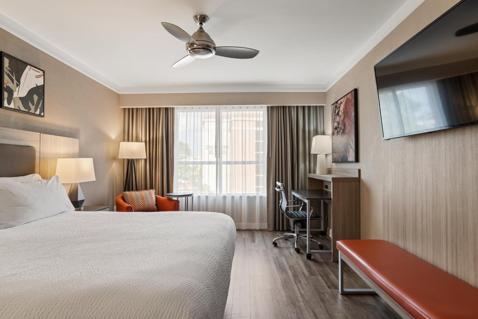 Holiday Inn Baton Rouge College Drive I-10 By Ihg Eksteriør bilde