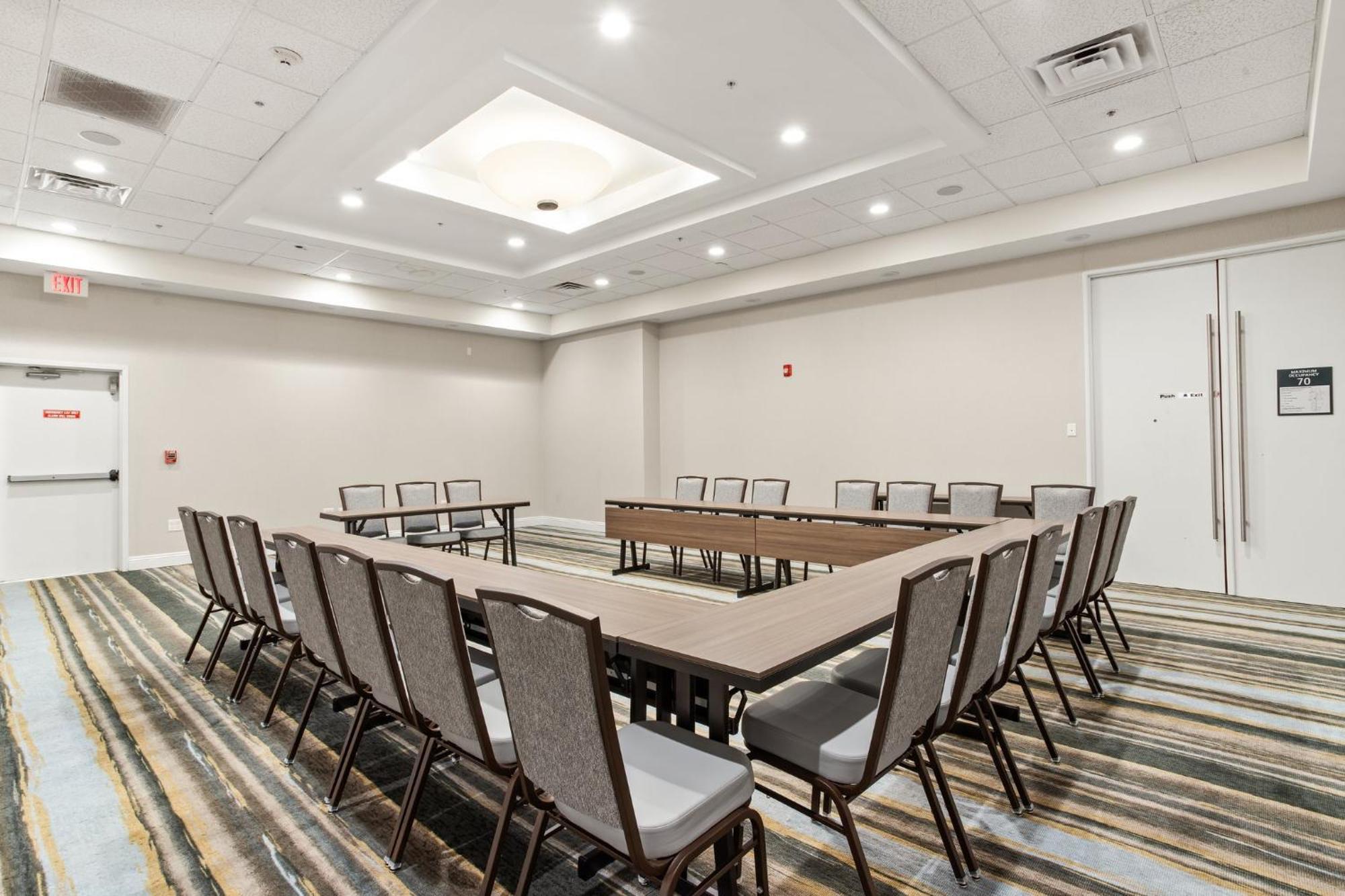 Holiday Inn Baton Rouge College Drive I-10 By Ihg Eksteriør bilde