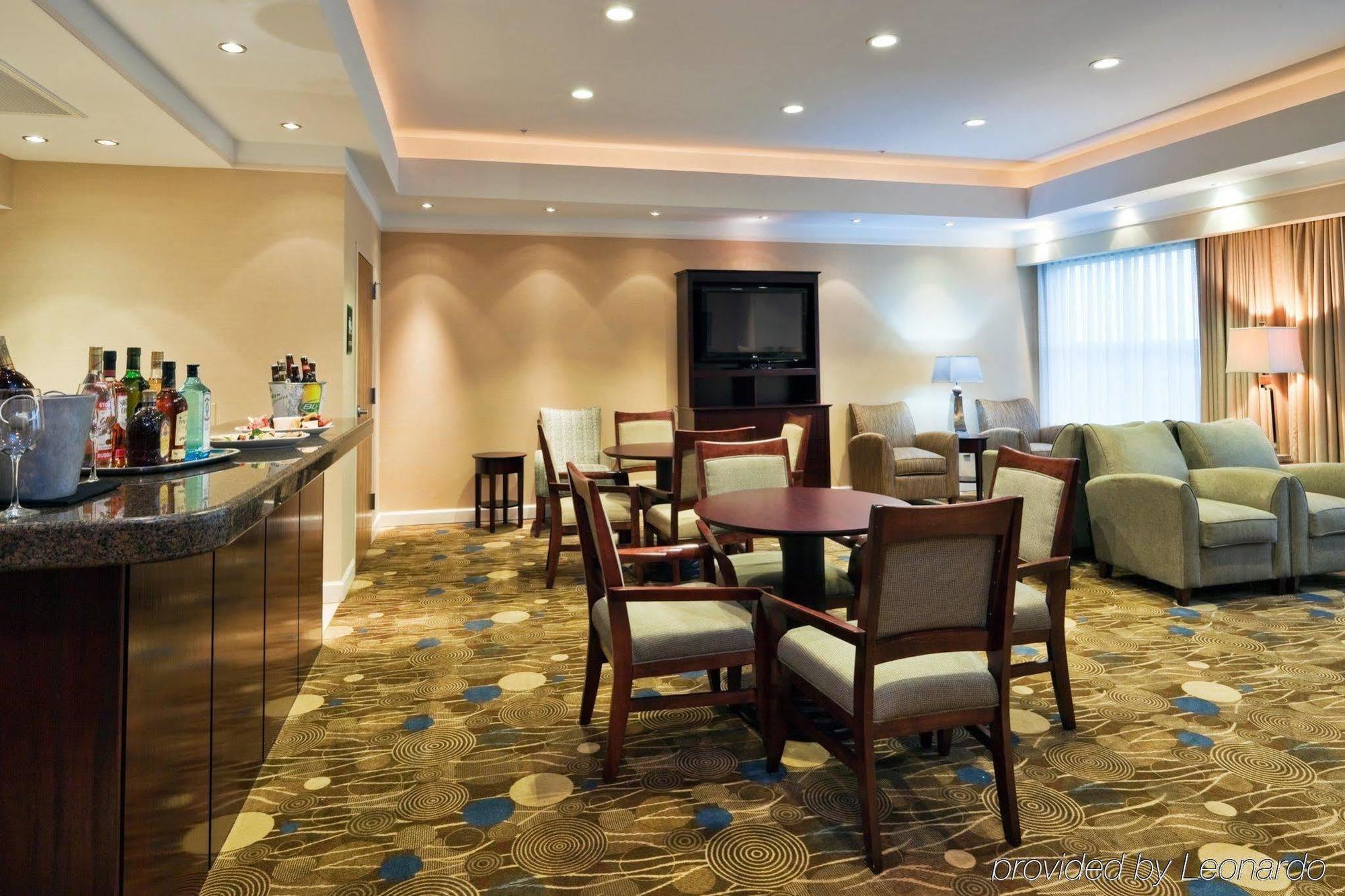 Holiday Inn Baton Rouge College Drive I-10 By Ihg Restaurant bilde